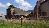 Katastrofa budowlana w Siemianowicach Śląskich. Zawalił się budynek gospodarczy. Ratownicy przeszukują gruzowisko