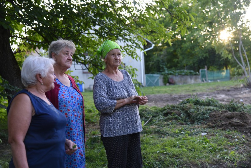 Zabierają nam działki.  Nie mamy nic do powiedzenia. - Nie...