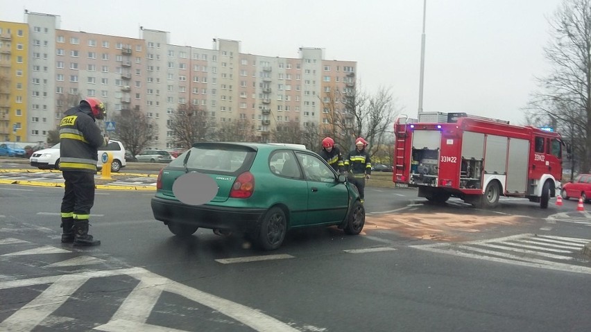 Wypadek na skrzyżowaniu ul. Śniadeckich i Jana Pawła II w...