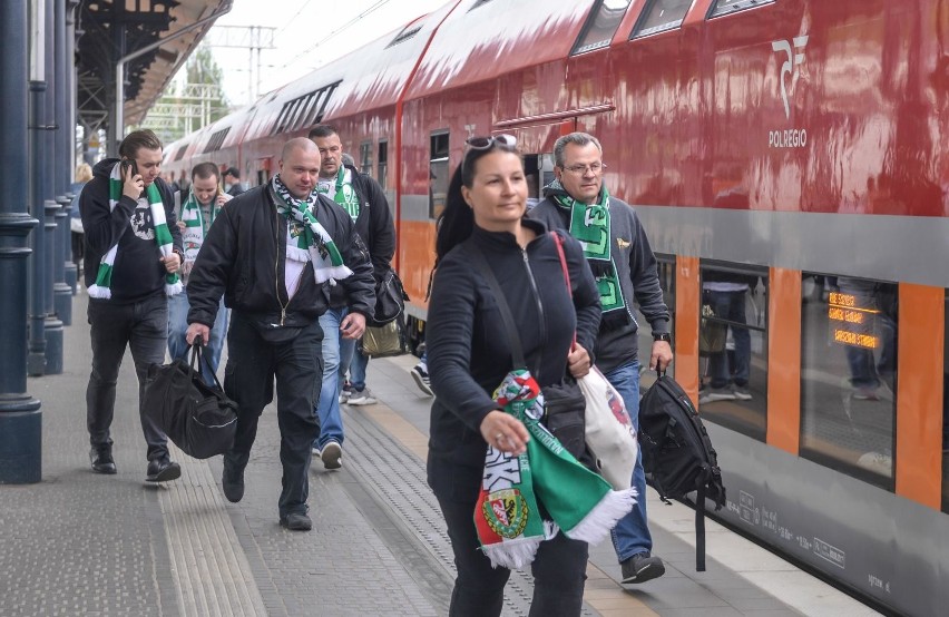 To oni kibicowali Lechii Gdańsk w Warszawie! Z problemami, ale i szczęścliwym zakończeniem [zdjęcia]