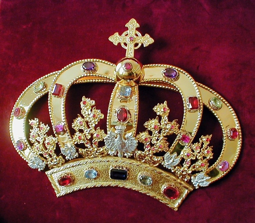Korona Matki Bożej Bolesnej Królowej Polski w Kałkowie