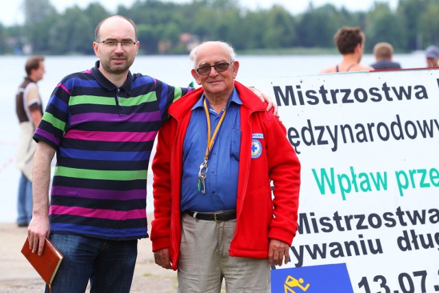 Bogusław Roszyk już od wielu lat z poświęceniem i determinacją organizuje kolejne edycje najstarszego w Polsce pływackiego maratonu