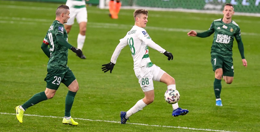 Lechia Gdańsk - Śląsk Wrocław 2:3. Byli piłkarze pogrążyli Śląsk. Zła passa w meczach z Lechią trwa