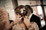 Niezwykłe fryzury na wesele. W tych upięciach poczujesz się jak księżniczka 11.08.22