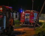 Pożar kamienicy w Katowicach przy ul. Oswobodzenia. Ogień uwięził trzy osoby