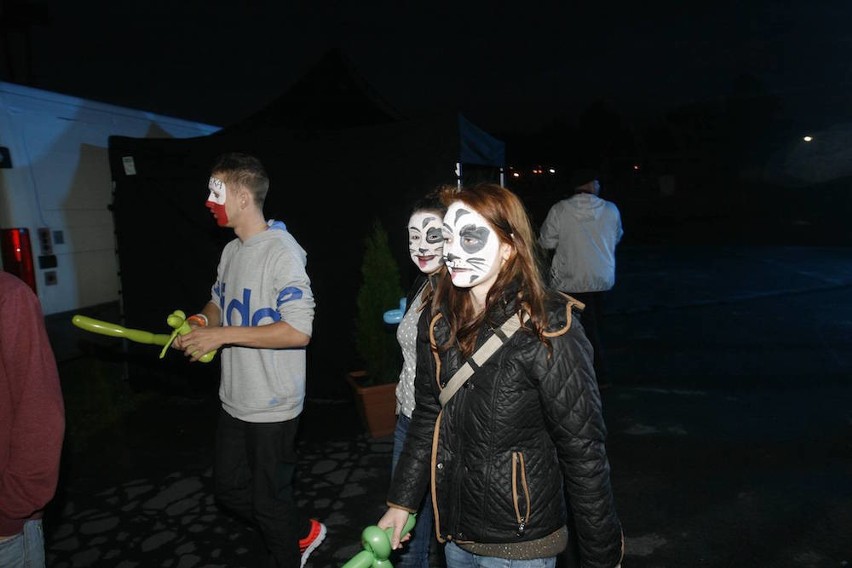 Noc Świętojańska w Wesołym miasteczku. Śląskie Wesołe Miasteczko nocą [ZDJĘCIA]