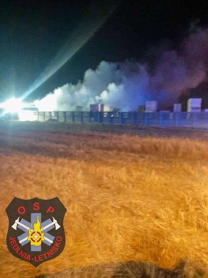 Pożar tartaku w Aleksandrowie w gminie Jedlnia-Letnisko. Straty oszacowano na ponad milion złotych!
