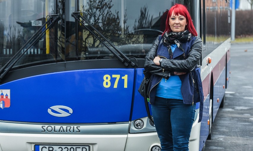 Izabela Gackowska z Bydgoszczy, kierowca autobusu z...