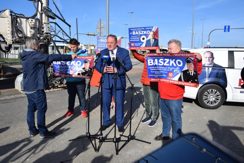 Poseł Mieczysław Baszko podsumował kampanię. Mówił o bezpieczeństwie na granicy i zachęcał do udziału w wyborach i referendum