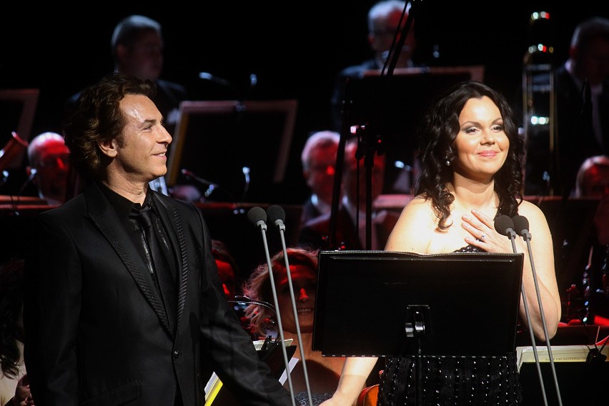 Aleksandra Kurzak i Roberto Alagna na scenie w Centrum...