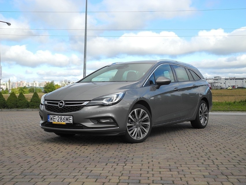 Opel Astra. Fot. Wojciech Frelichowski