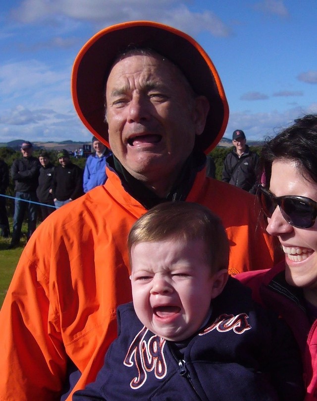 Zgodnie z opisem zdjęcia to Bill Murray! He met Bill Murray.Submitted by: Laura R.Location: St. Andrew’s, ScotlandFacebook.com/ReasonsMySonCry/