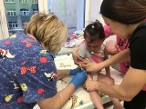 Dwulatki w szpitalu w Słupsku otrzymały lek chroniący przed RSV. Koszt jednej dawki to 6 tys. zł
