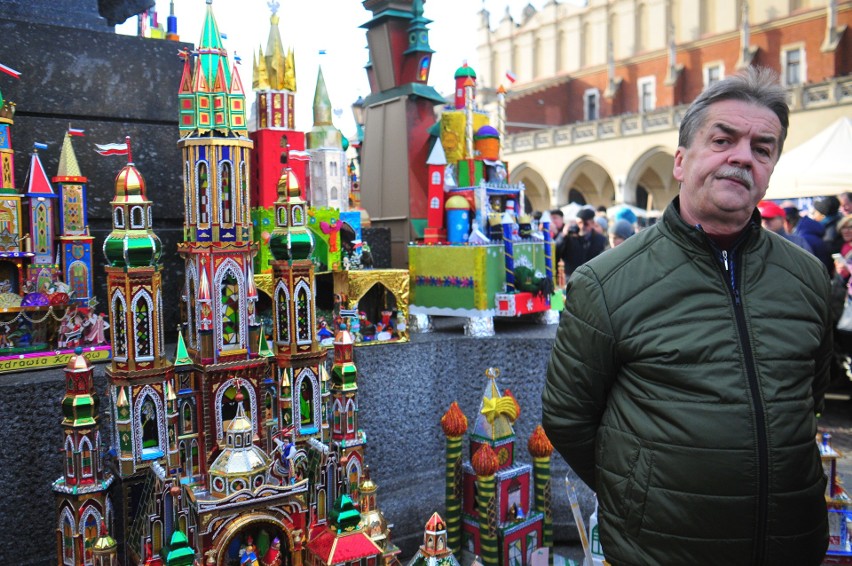 76. Konkurs Szopek Krakowskich. Po prezentacji na estradzie Targów Bożonarodzeniowych trafiły do Celestatu [ZDJĘCIA]