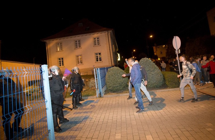 Zamieszki w Miliczu. 9 osób zatrzymanych, 7 rannych