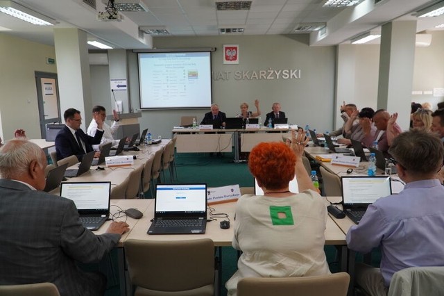 W czwartek 22 września odbywa się 46 sesja Rady Powiatu Skarżyskiego.