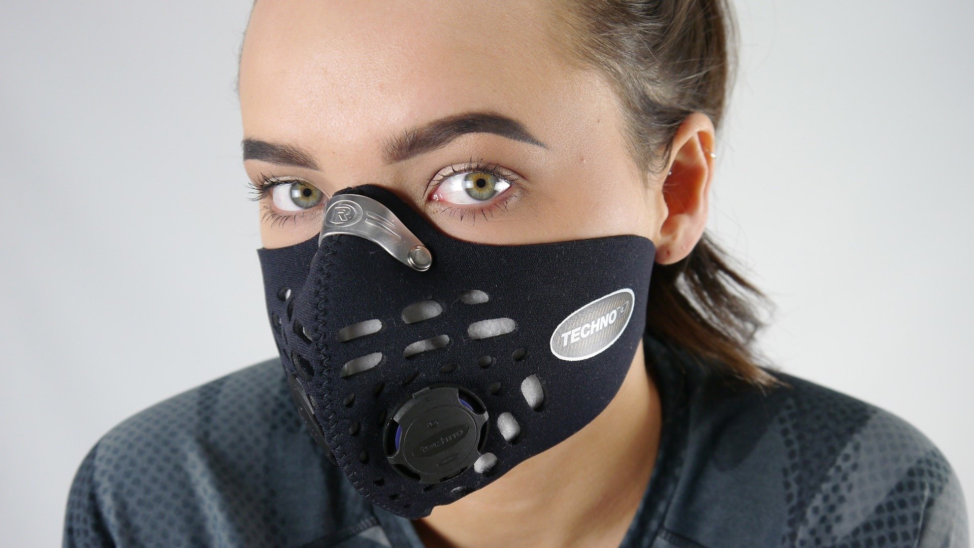 Maska antysmogowa a koronawirus SARS-CoV-2. Czy maski z wysokim filtrem to  dobre rozwiązanie w czasach epidemii COVID-19? | Strona Zdrowia