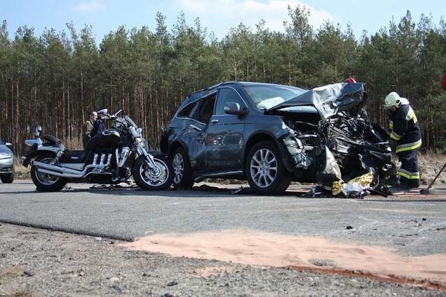 Dwa lata temu w tragedii w Stryszku pod Bydgoszczą śmierć poniosło trzech motocyklistów Fot.: Policja