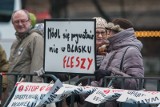 Prokuratura: "Znieważenia Jarosław Kaczyńskiego pod Wawelem nie było"