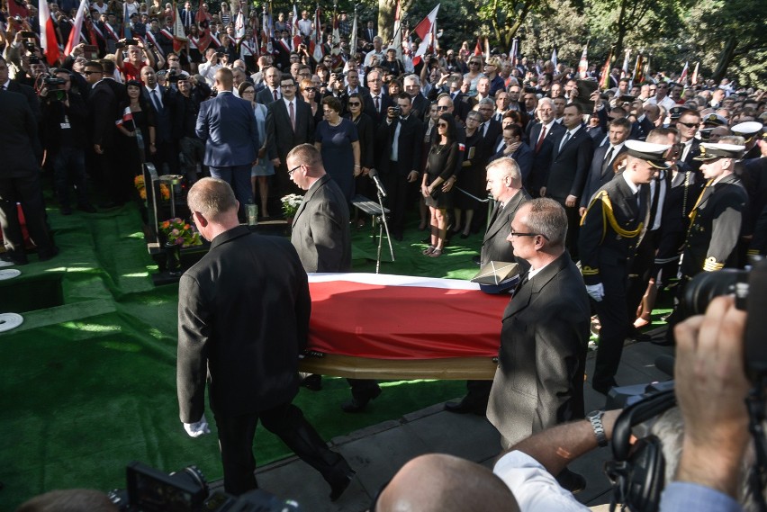 Pogrzeb Inki i Zagończyka na Cmentarzu Garnizonowym w...