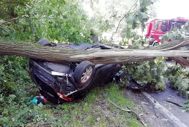 Wypadek w miejscowości Duninów na drodze wojewódzkiej 328 pod Chocianowem