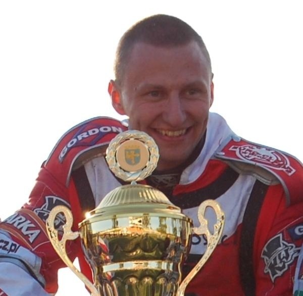 Marcin Jędrzejewski wygrał w 2009 roku w Opolu turniej memoriałowy Gerarda Stacha i był "przymierzany" do Kolejarza. Wybrał jednak ofertę klubu z Łodzi.