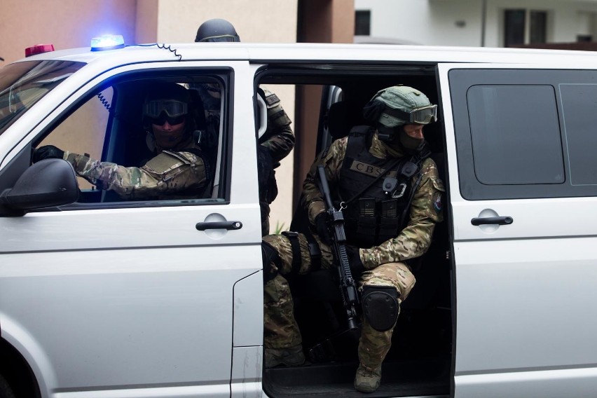 Policjanci z Wydziału do Walki z Przestępczością...