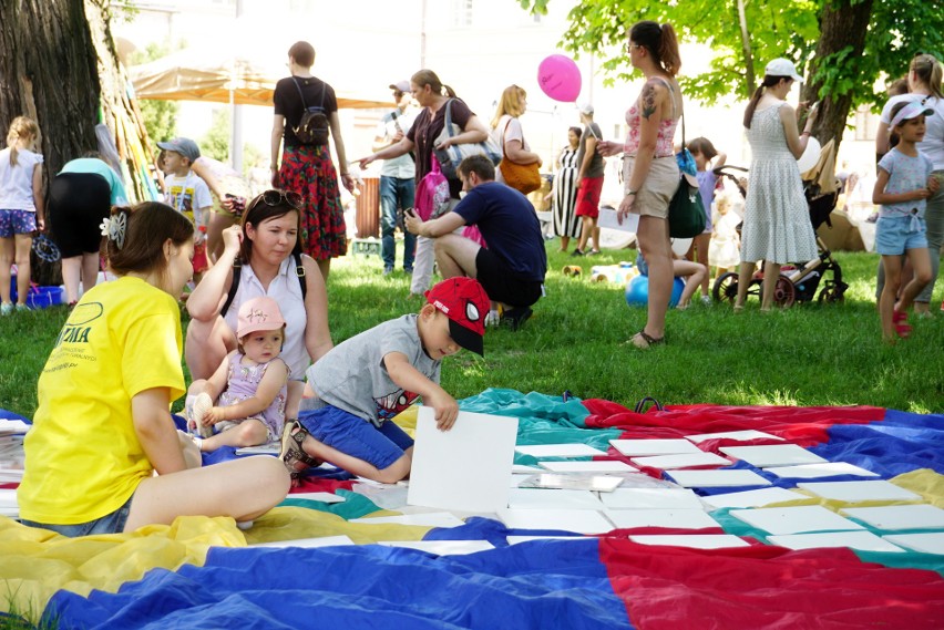 Lublin. Na placu Litewskim odbył się festyn „Pasje Ludzi Pozytywnie Zakręconych”. Zobacz zdjęcia