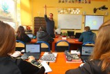 Ok. 340 laptopów  potrzebowałyby  słupskie szkoły samorządowe, aby wszyscy uczniowie mogli uczyć się na odległość