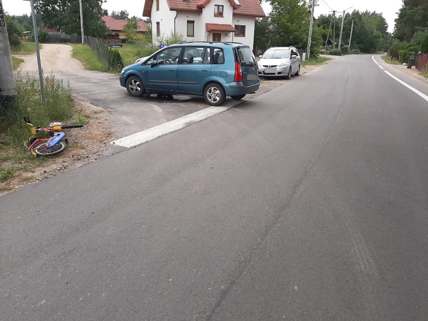 Wypadek w Lelisie, 18.08.2020. 5-letni rowerzysta wpadł pod samochód