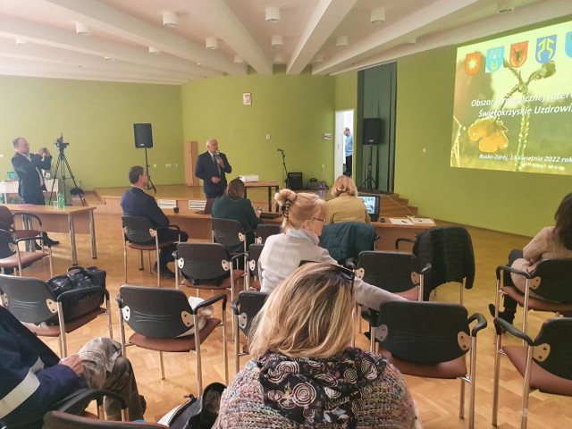 Spotkanie z mieszkańcami na temat nowej inwestycji w mieście - basenów mineralnych, ogrodów deszczowych i rozbudowy Domu Zdrojowego.