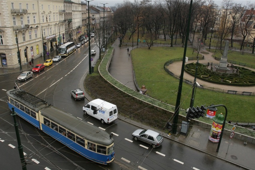 12.12.2007 - Kraków - widok na Planty z okna Hotelu Polonia