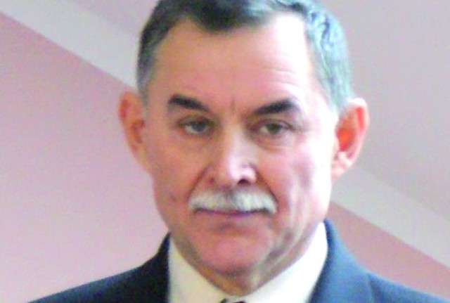 Czesław Karpiński po raz ostatni swoje zarobki podał w 2009 r. To złamanie administracyjnego prawa.
