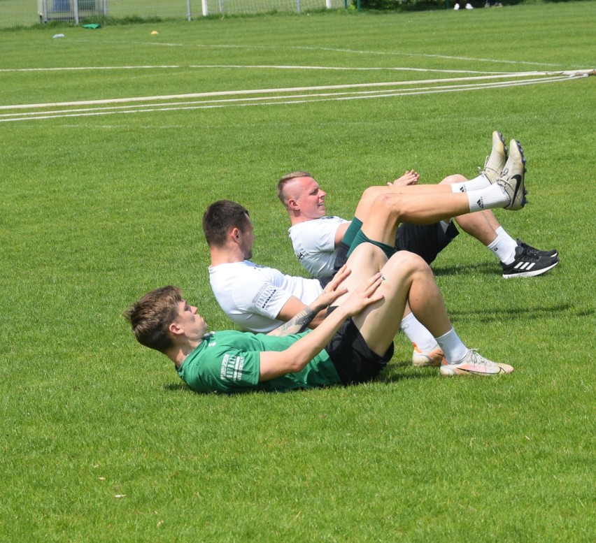 Trening piłkarzy Radomiaka Radom przed niedzielnym meczem z Sandecją Nowy Sącz (ZDJĘCIA)