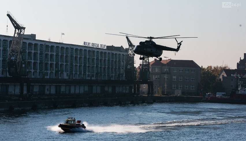 Helikopter lata nad Szczecinem. Dlaczego? Wyjaśniamy [WIDEO, ZDJĘCIA] 11.10.2018