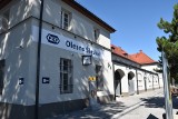 Dworzec w Oleśnie już po wielkim remoncie, który kosztowal 12,6 mln zł. Niedługo otwarcie