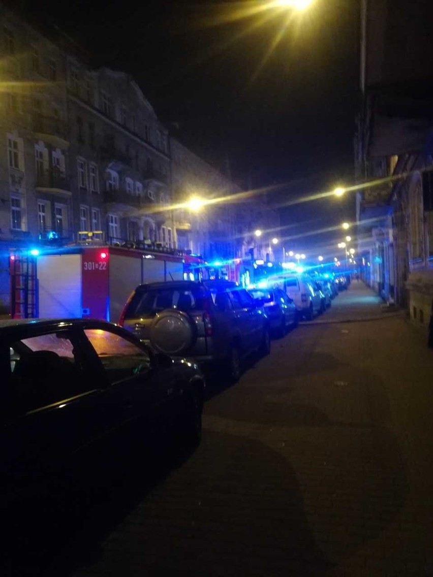 Pożar na Piastowskiej we Wrocławiu. Dwie osoby w szpitalu (ZDJĘCIA)