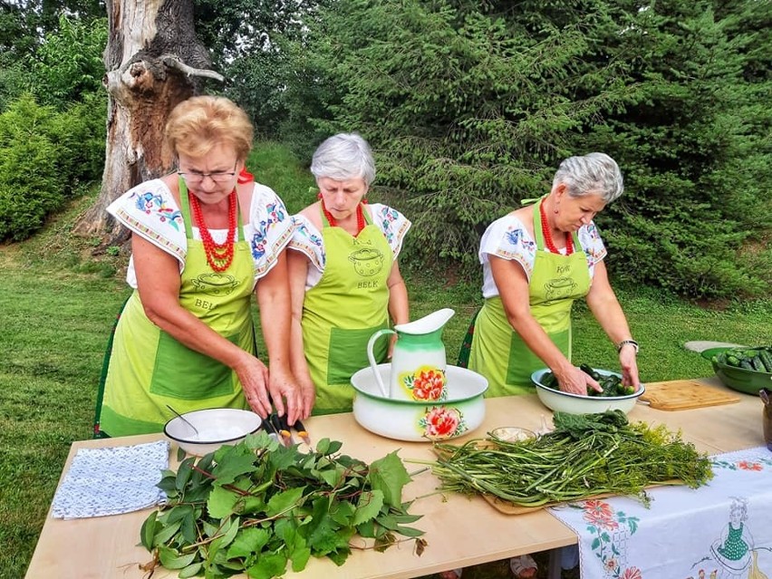 Jak ukisić ogórki i naszykować kluski ze skwarkami? PRZEPISY Radzą panie z Kół Gospodyń Wiejskich