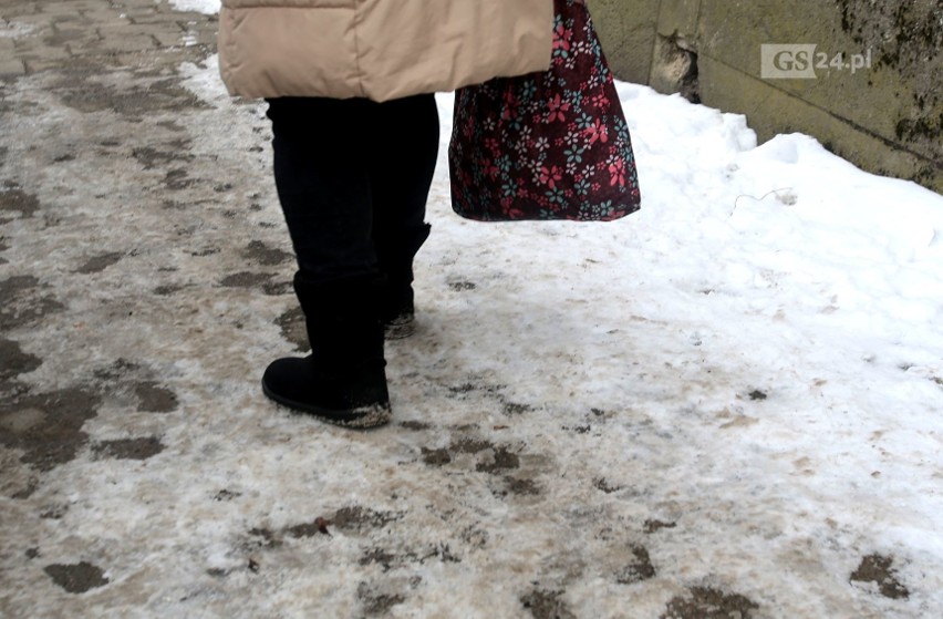 Ślisko w Szczecinie. Więcej pacjentów na ortopedii. Czy można uniknąć tych kontuzji?