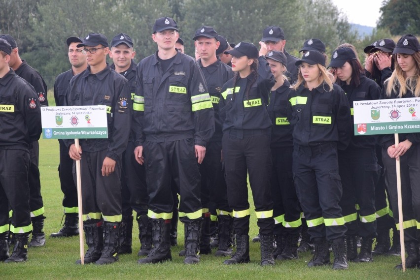 Bosutów i Poskwitów to najlepsze drużyny strażackie w powiecie krakowskim. Zawody sportowo-pożarnicze [ZDJĘCIA]