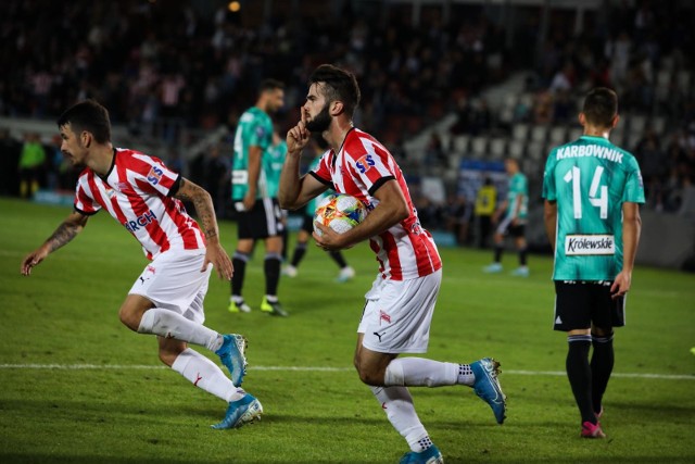 Ostatnio Cracovia przegrała z Legią 1:2, bramkę zdobył Mateusz Wdowiak