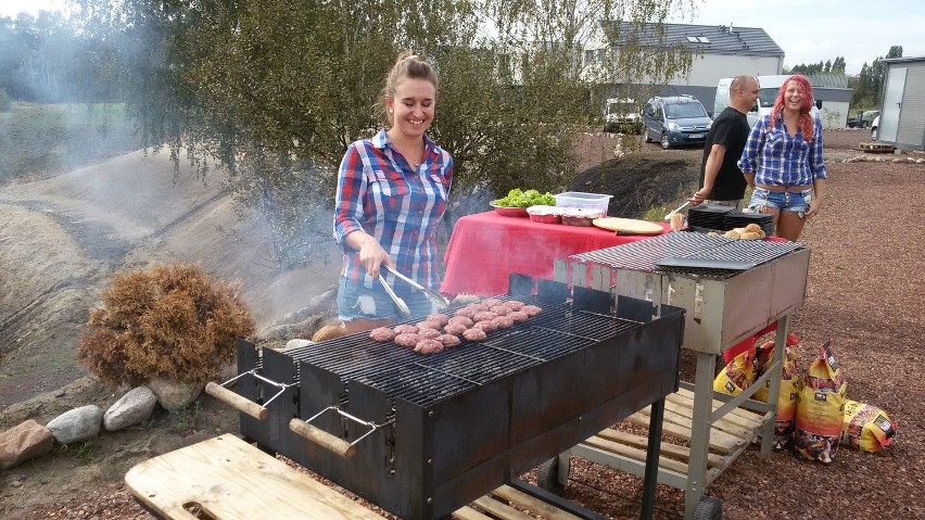 Mistrostwa w jedzeniu burgerów na czas