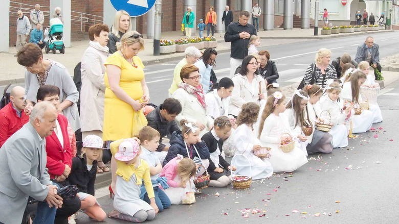 Boże Ciało w Koszalinie i Kołobrzegu. Ulicami miast przejdą procesje