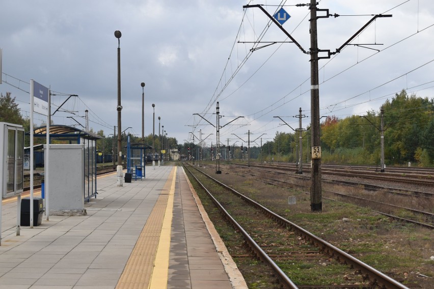 Stacja kolejowa w Bukownie