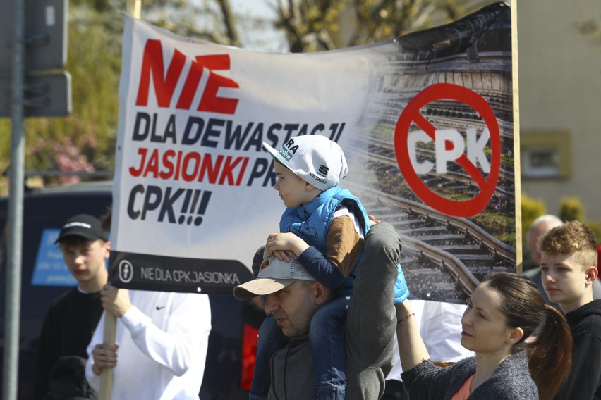 Protest przeciwko CPK w gminie Trzebownisko.  Inwestycje...