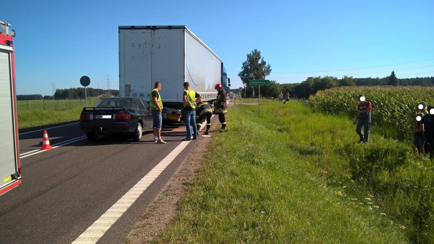 Do wypadku doszło w środę około godziny 8:40. Na trasie DK...