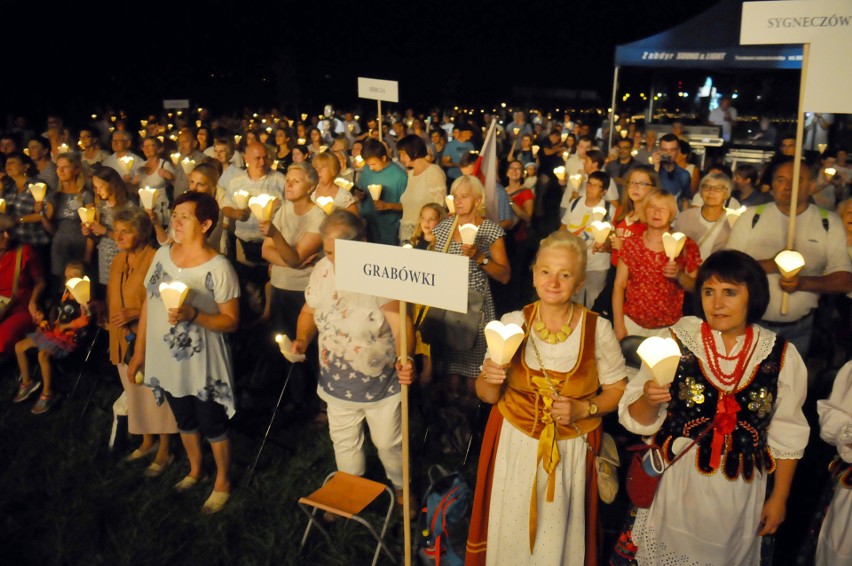 W Brzegach hucznie obchodzono drugą rocznicy Światowych Dni Młodzieży