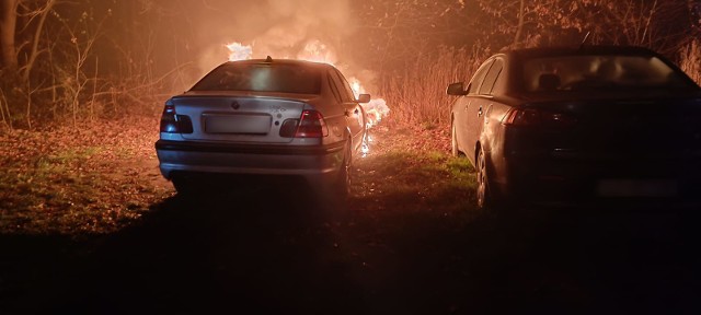W Zabrzu spłonęło w nocy ponad 20 samochodów