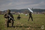 Podczas ćwiczeń "Dragon-24" terytorialsi z Malborka osłaniali przeprawę przez Wisłę