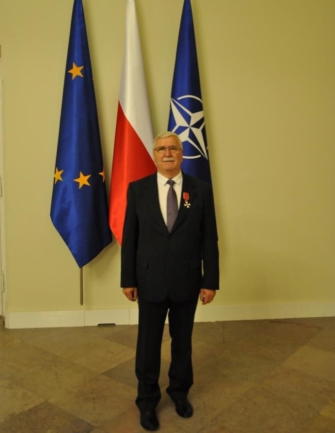 Zbąszynek. Wojciech Waligóra odznaczony Krzyżem Kawalerskim Orderu Odrodzenia Polski 